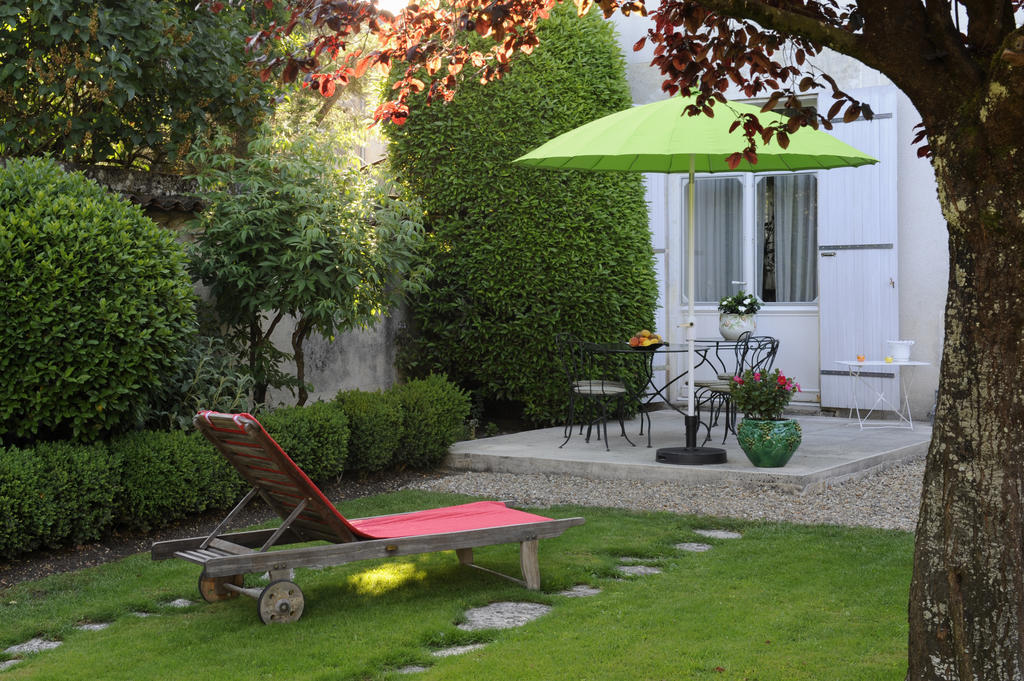 Chambres d'Hôtes Les Tilleuls Cognac Extérieur photo